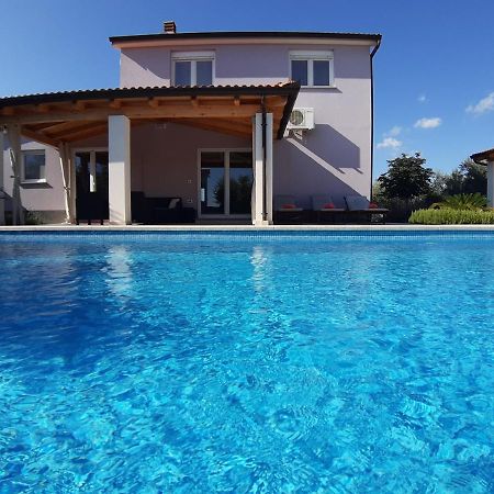 Villa Zeus Pula Exterior foto